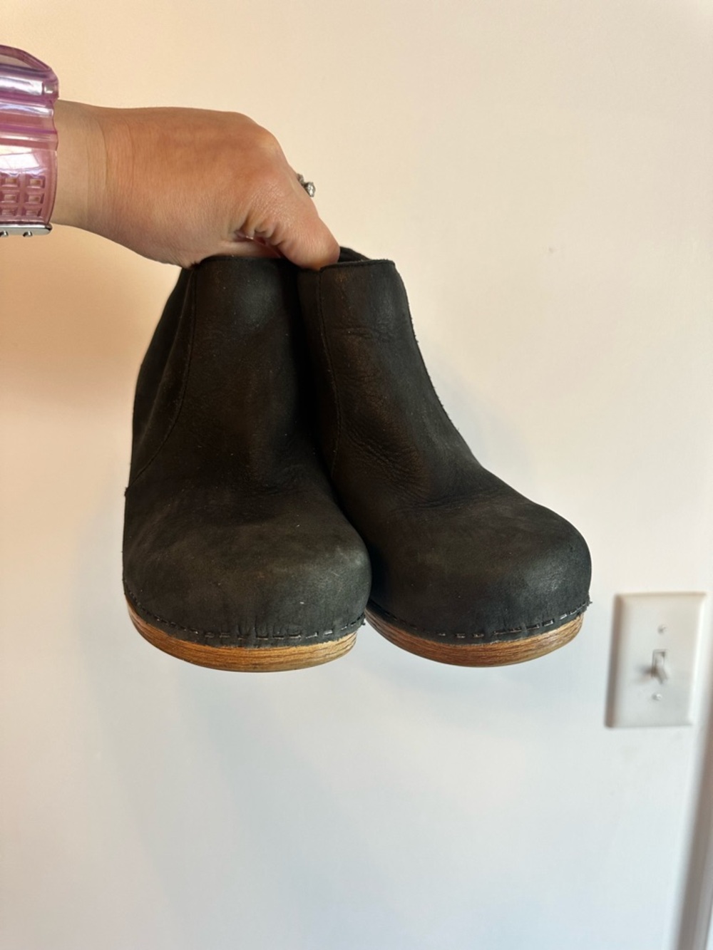 Dansko Women’s Black Suede Low Heel Ankle Boot - Picture 2 of 6